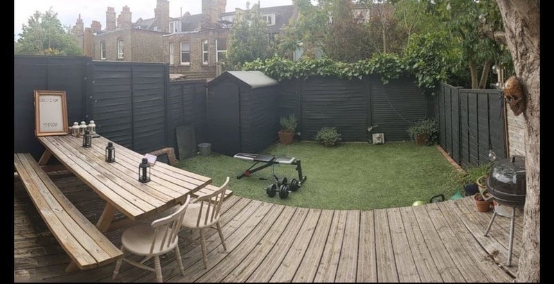 Room Cricklade Avenue in Greater London