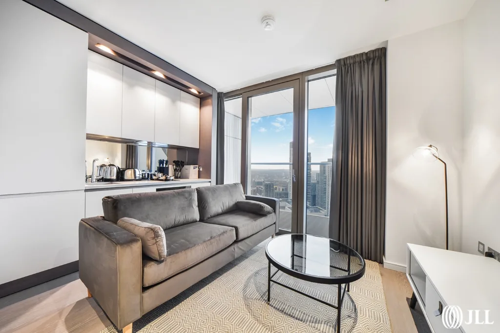 Flat Kildare Walk in Greater London