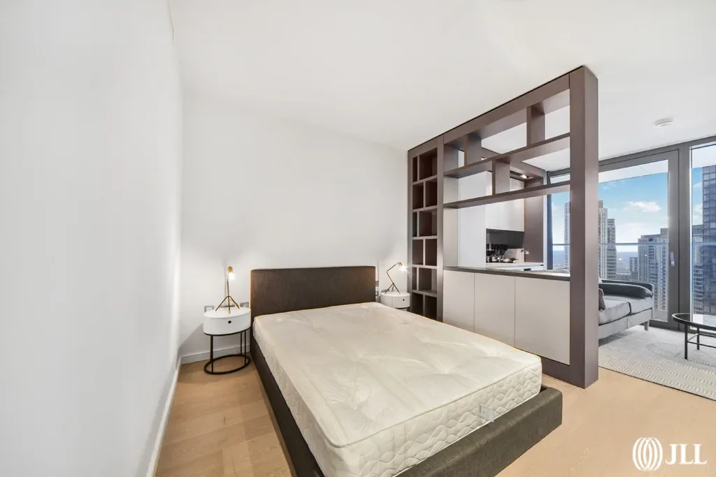 Flat Kildare Walk in Greater London