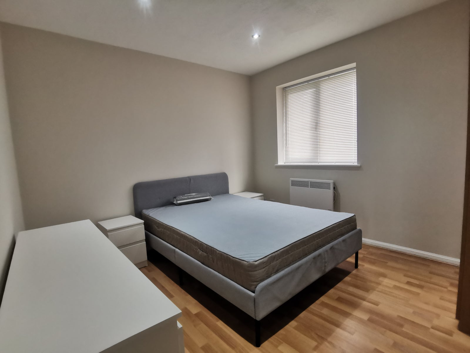 Flat Angora Drive in Salford