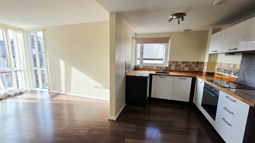 Flat Burgess Square in Brackley