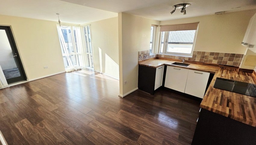 Flat Burgess Square in Brackley