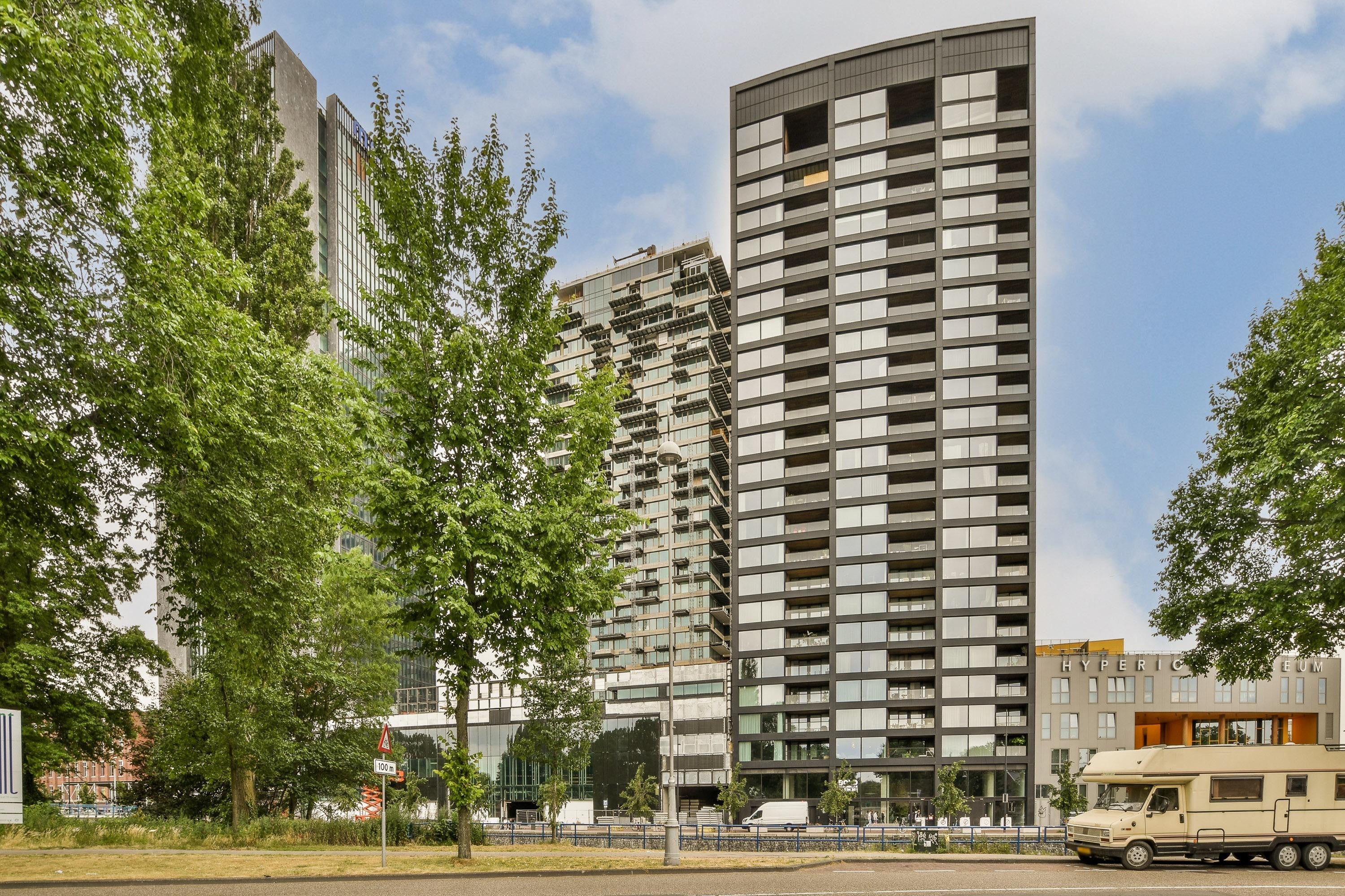 Appartement Badhuiskade in Amsterdam
