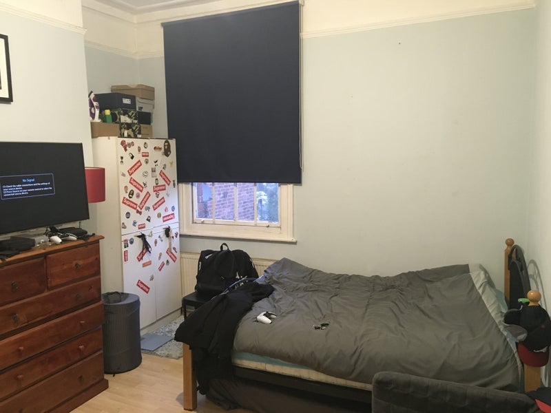 Flat Cricklewood Broadway in Greater London