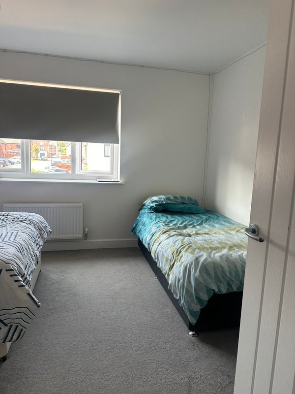 Room Ffordd Y Mileniwm in Barry