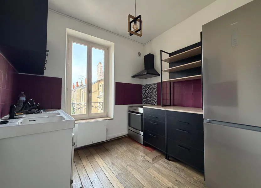 Appartement Rue Sigisbert Adam à Nancy