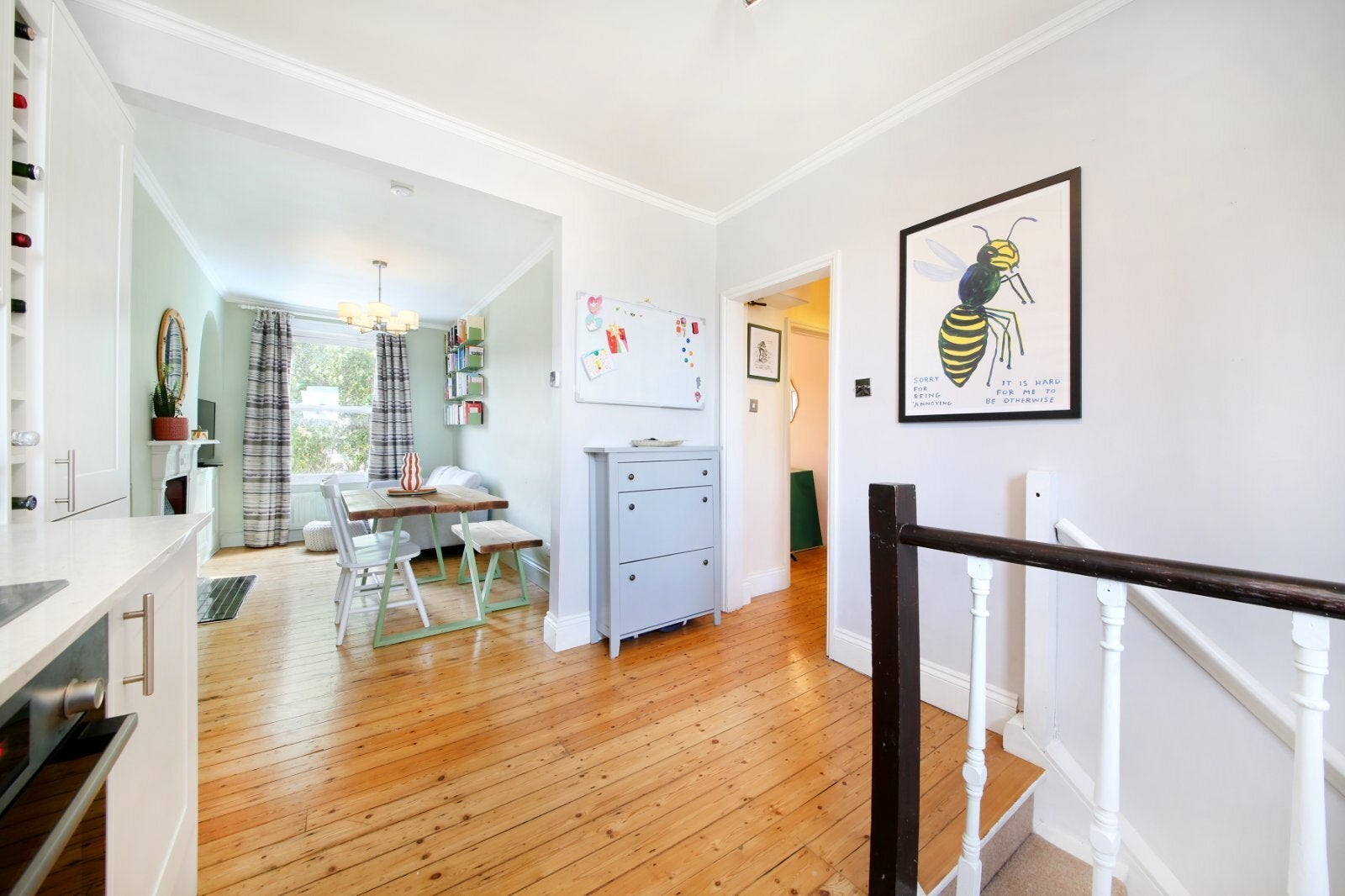 Flat Buckmaster Road in Greater London