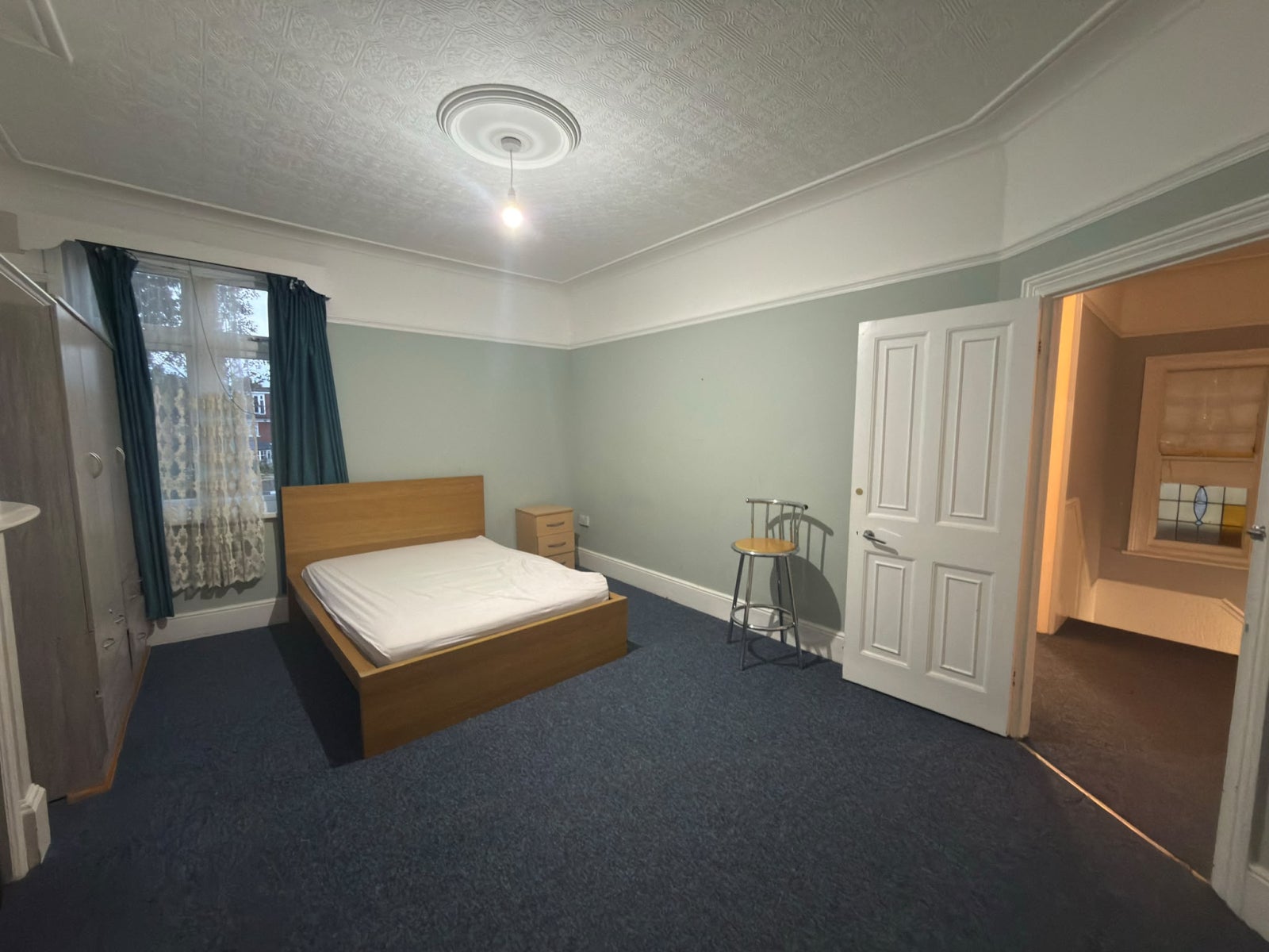 Flat Emerson Road in Greater London