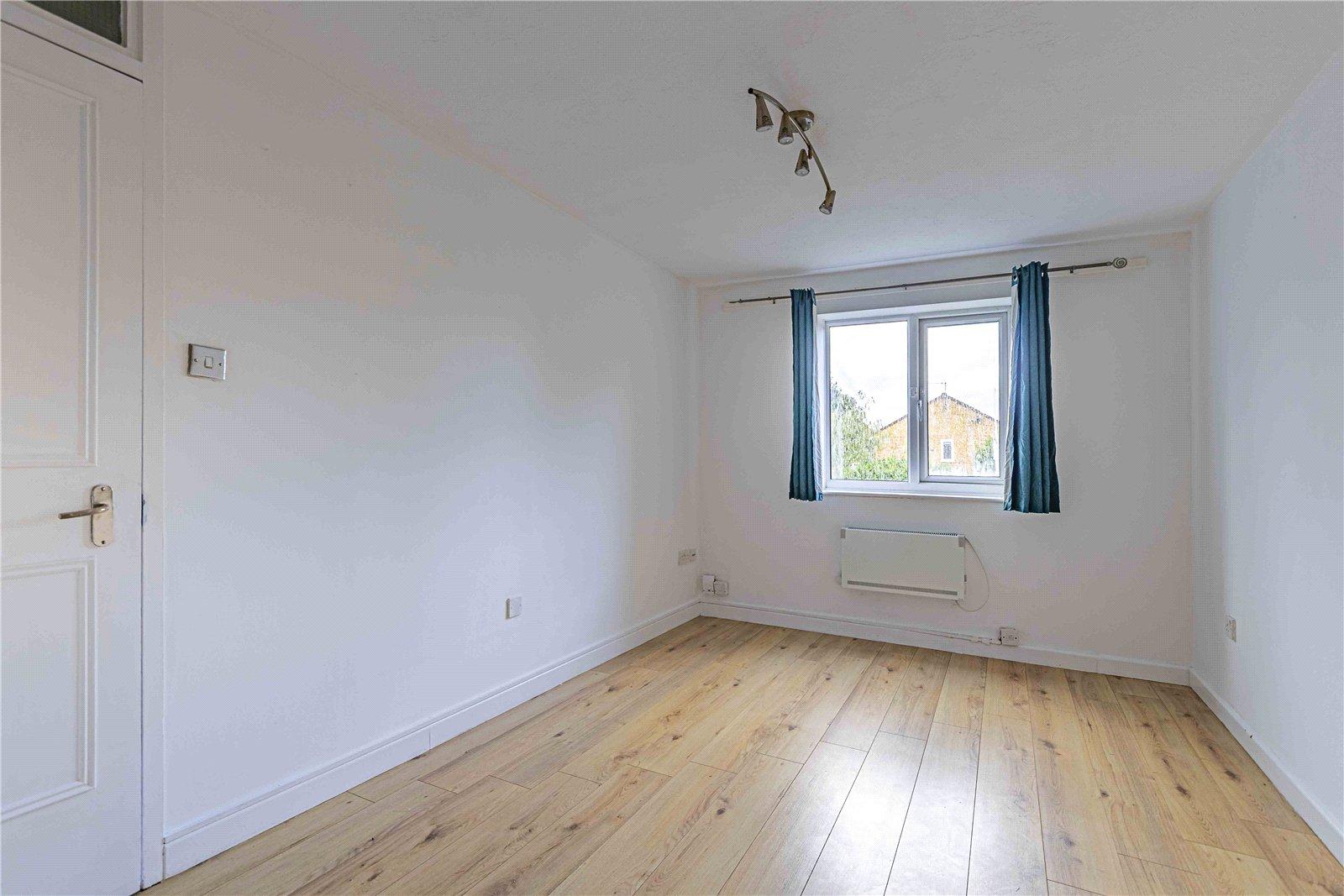 Flat Danziger Way in Hertsmere
