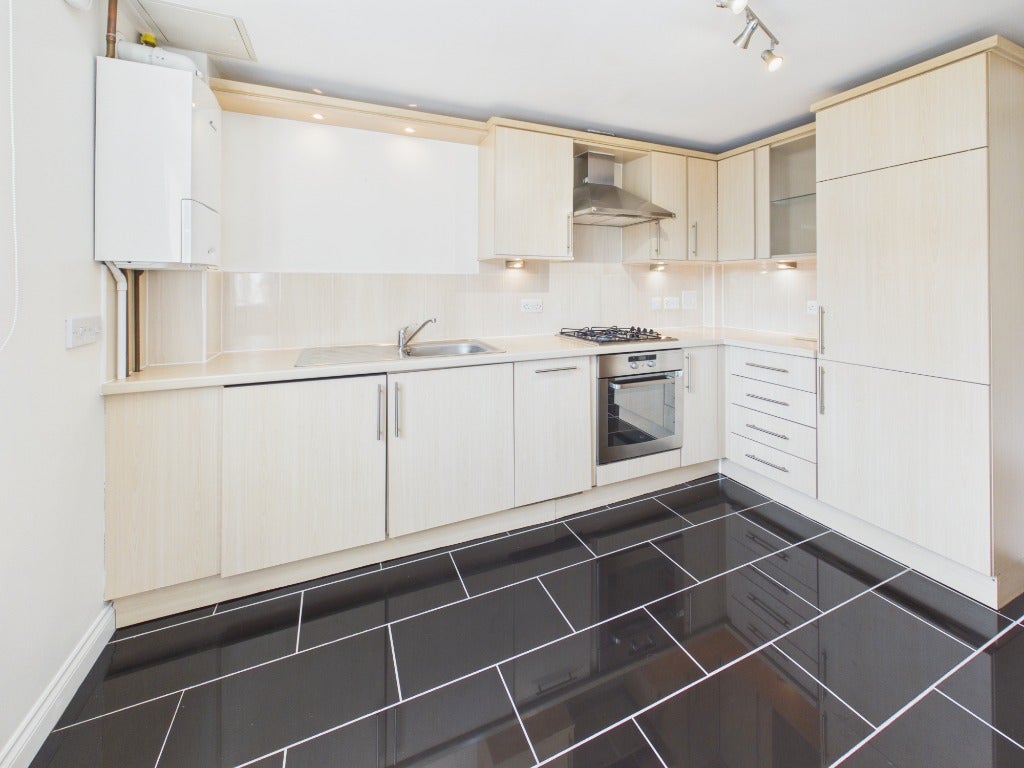 Flat Brunswick Road in City of Edinburgh