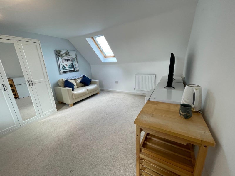 Room Owthorpe Road in Nottingham
