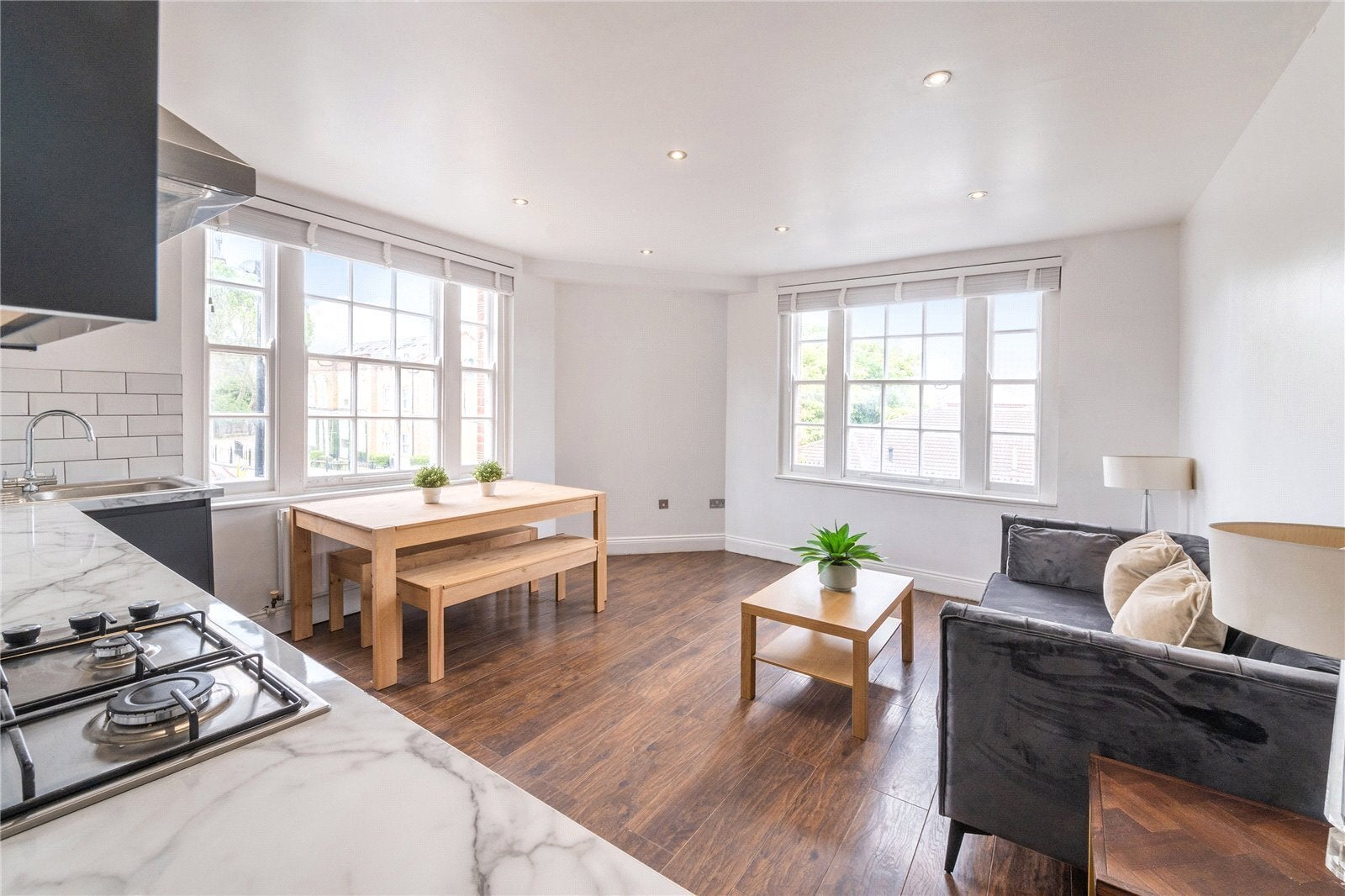 Flat Byron Street in Greater London
