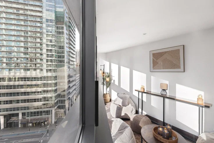 Flat New Drum Street in Greater London