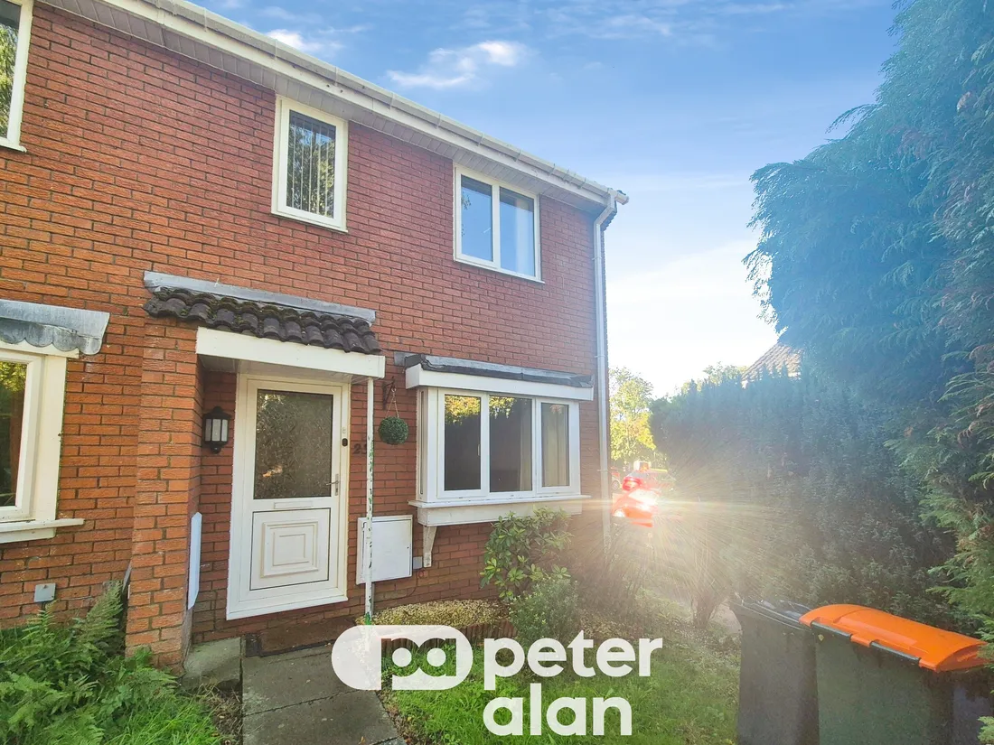 House Cwm Dylan Close in Rhiwderin