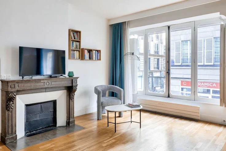 Flat Rue de Paradis in Paris