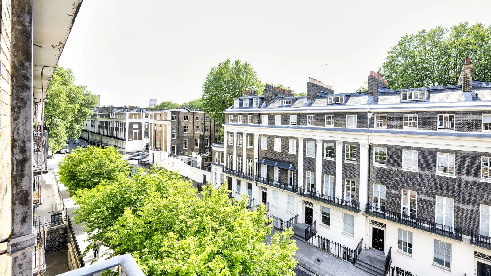 Flat Nutt Street in Greater London