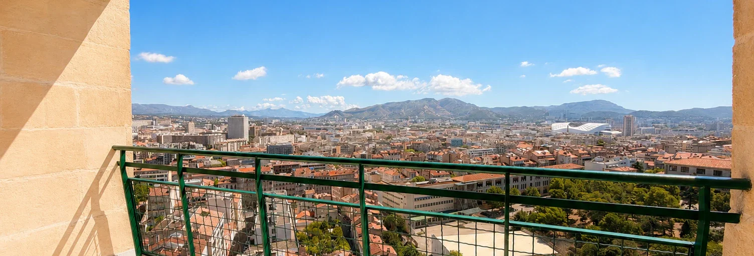 Flat Rue Breteuil in Marseille