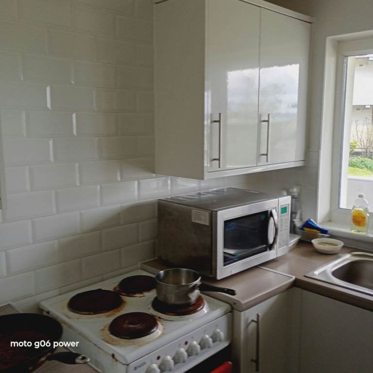 Flat Hartlaw Crescent in Glasgow