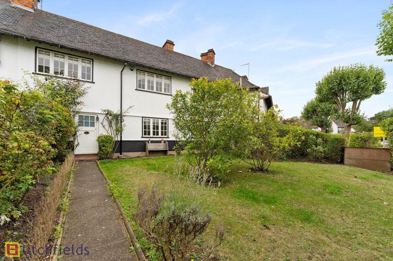 House Hampstead Way in Greater London