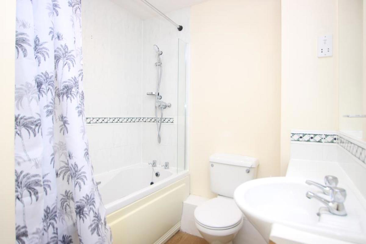 Flat Wren Close in Stoke Gifford