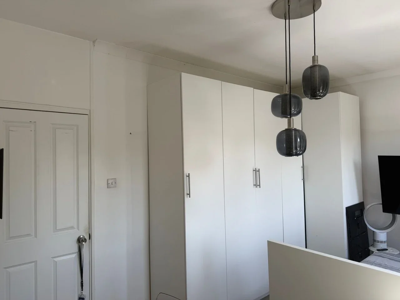 Room Crefeld Close in Greater London