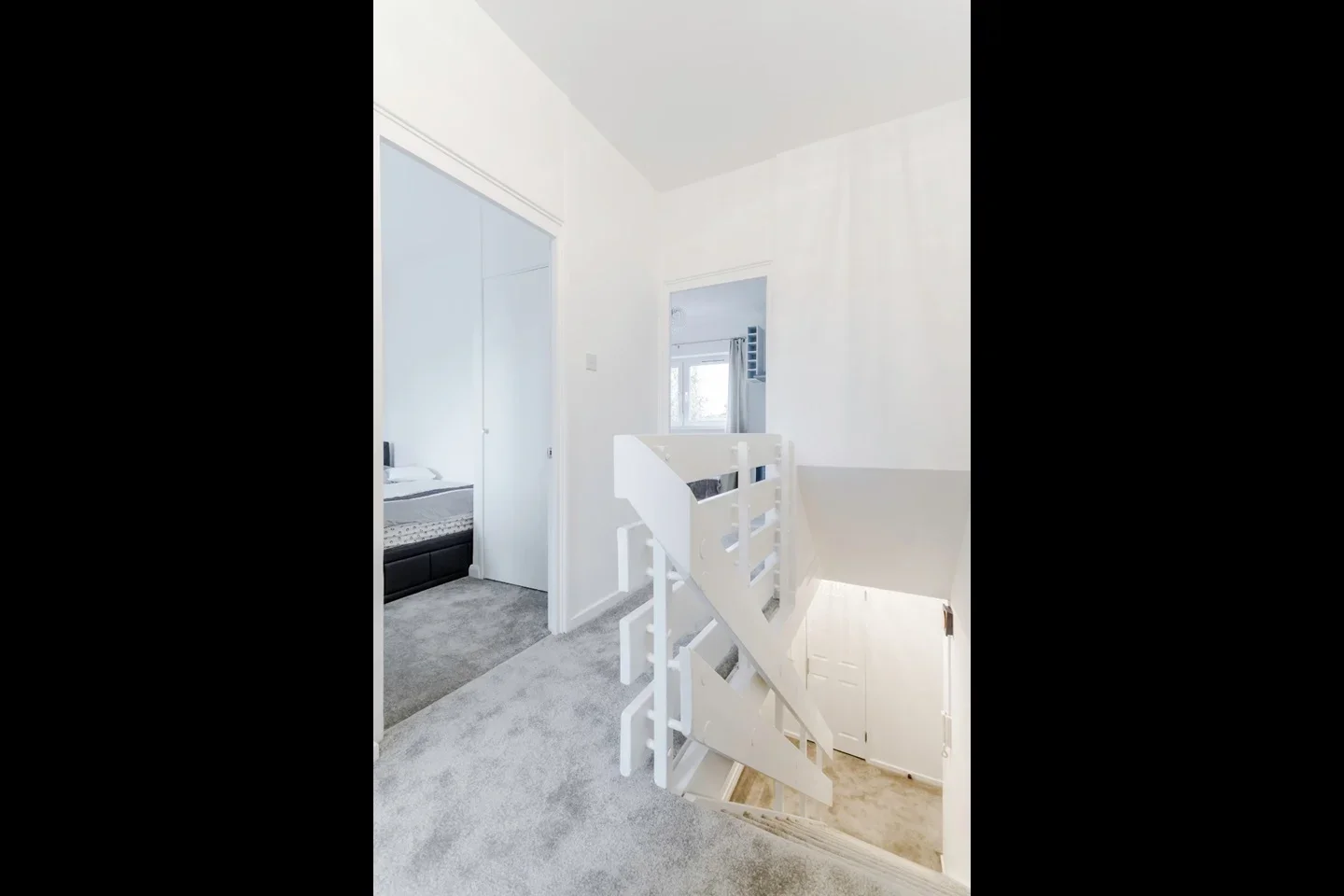 Room Crefeld Close in Greater London