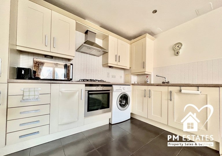 Flat John Dyde Close in East Hertfordshire
