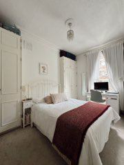 Flat St George's Square in City of Westminster