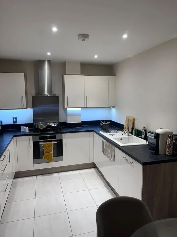 Flat Lucas Court in Leeds
