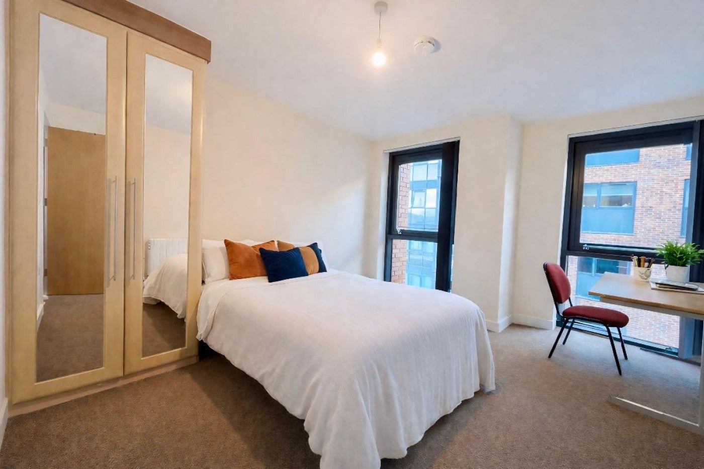 Flat Fitzwilliam Street in Sheffield