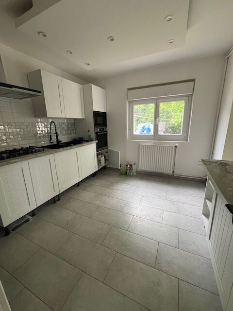 House D 552 in Crisolles