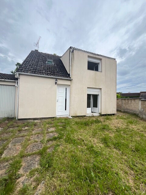 House D 552 in Crisolles