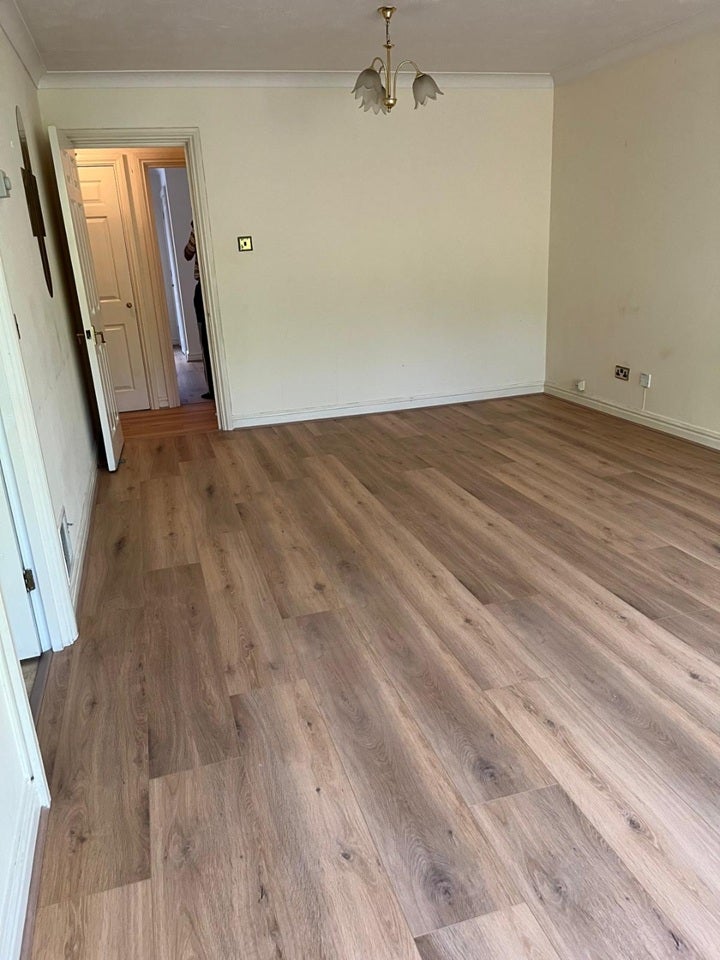 Flat Fleetwood Close in Greater London