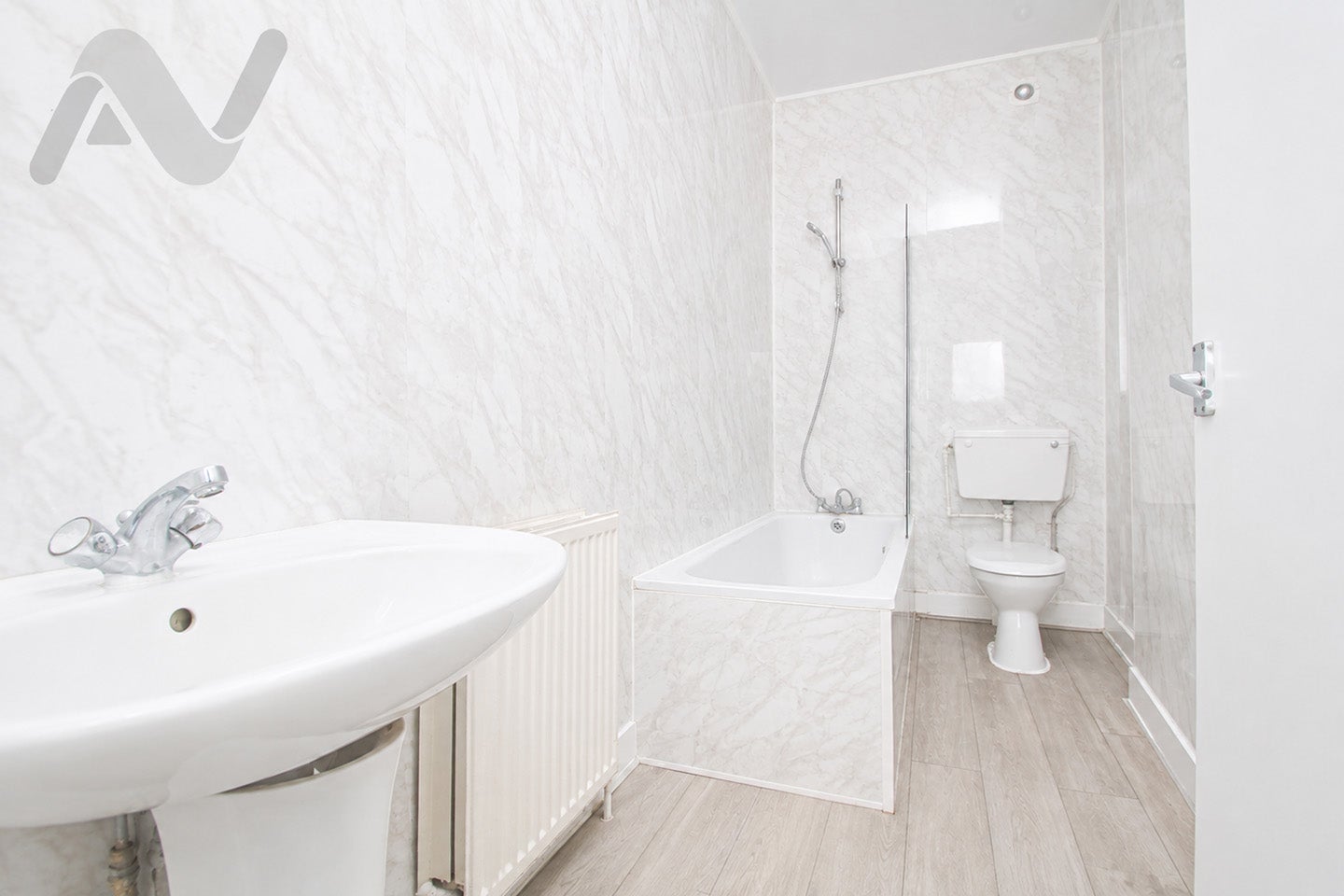 Flat Wells Terrace in Greater London