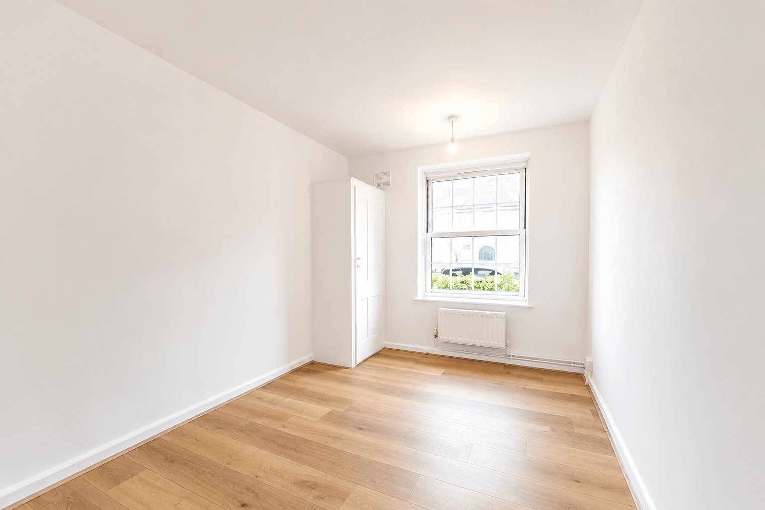 Flat Gilton Road in Greater London