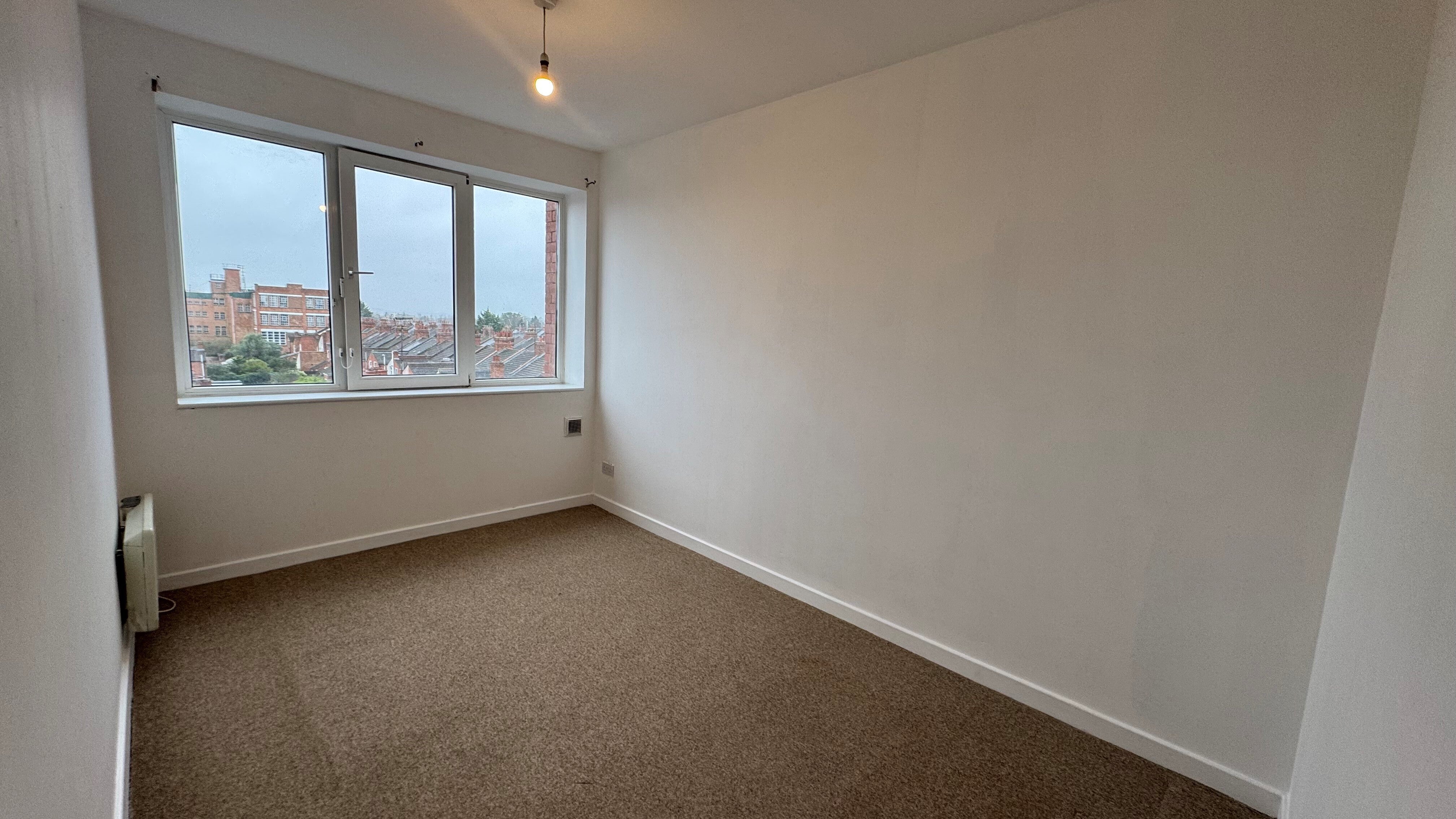 Flat Stimpson Avenue in Northampton
