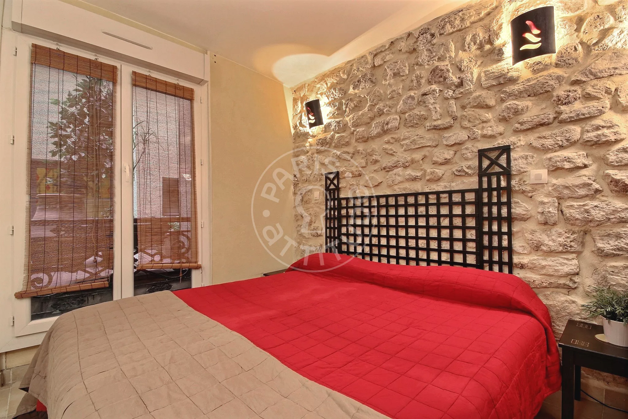 Appartement Rue Saint-Denis à Paris