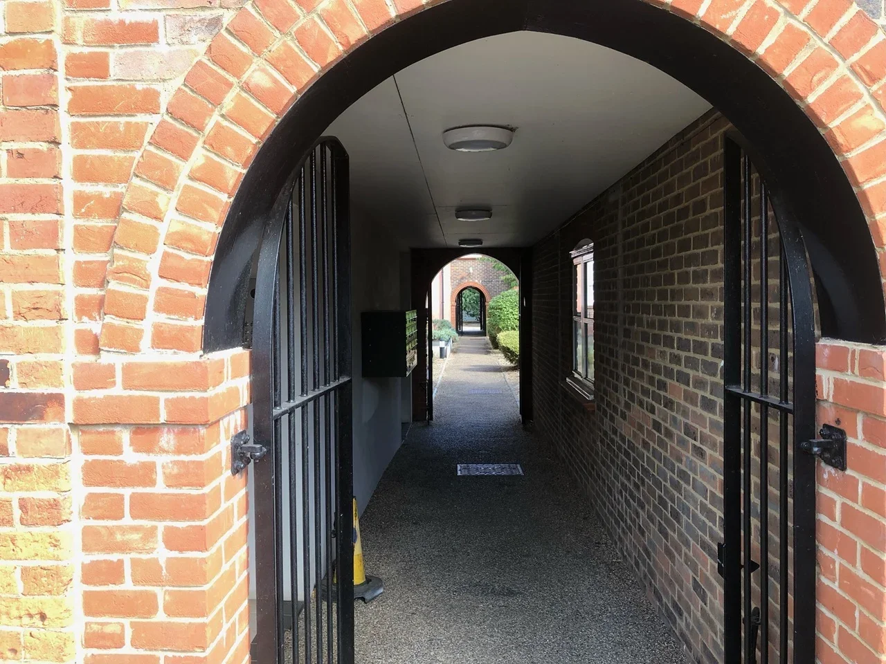 Flat Gammons Lane in Watford