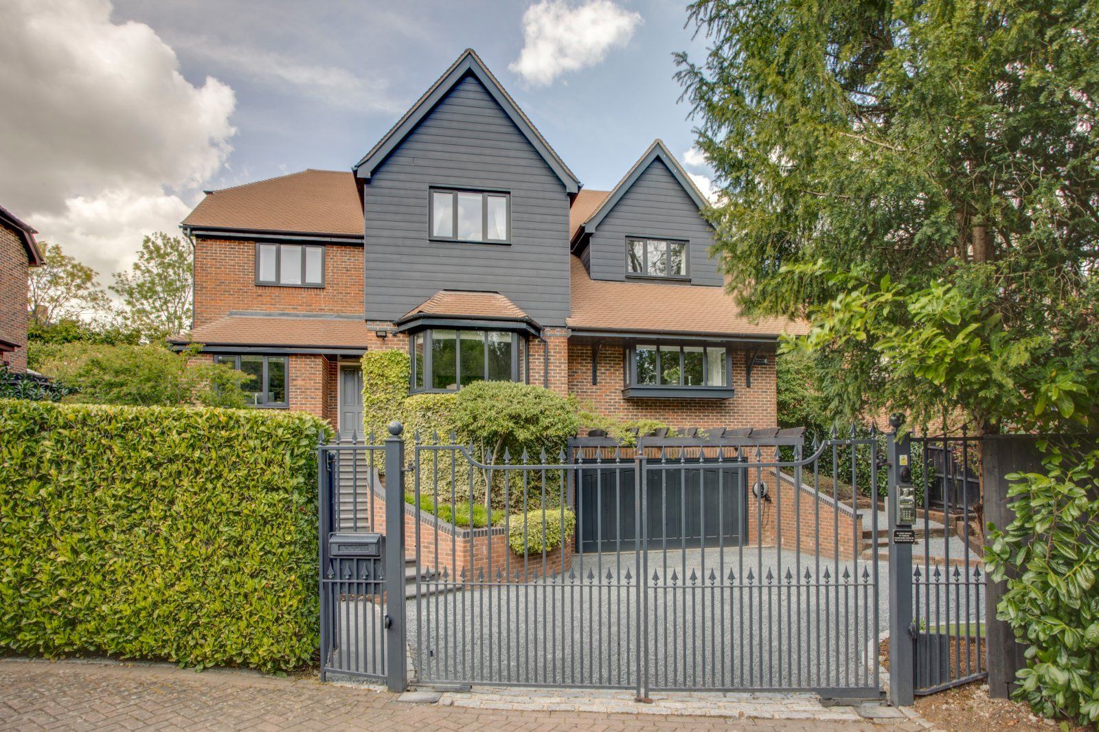 House South Park in Gerrards Cross