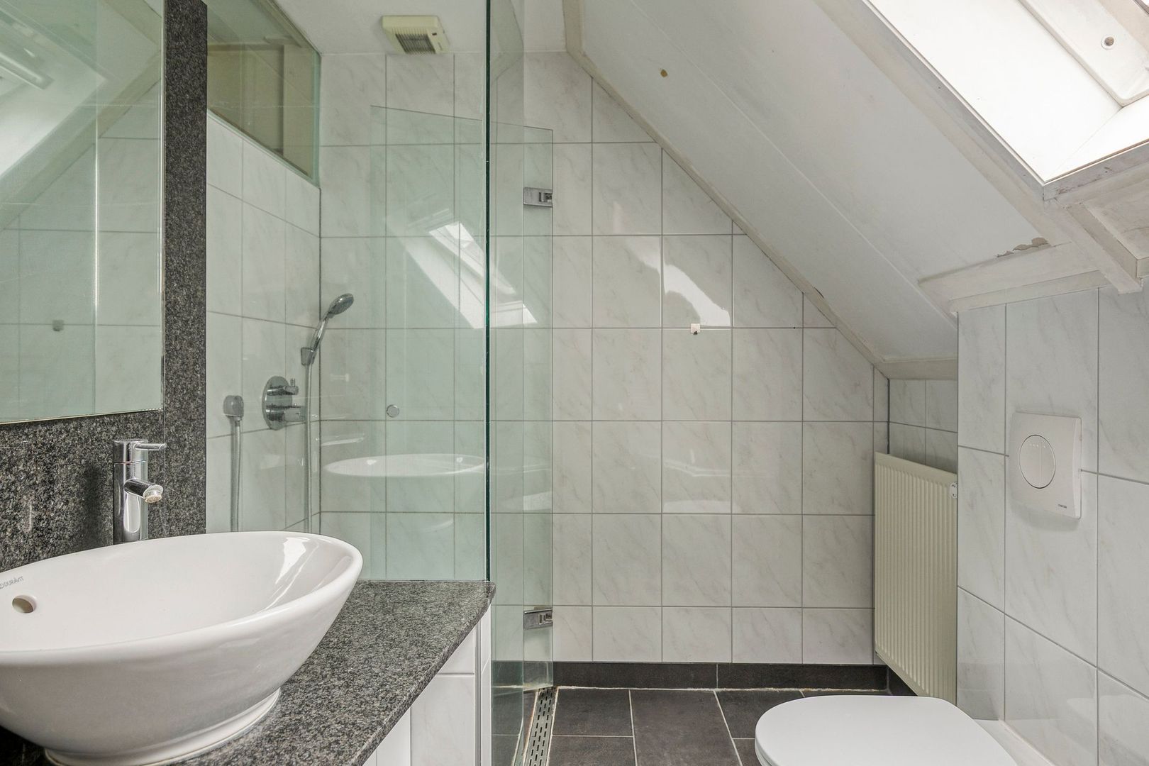 Tussenwoning te koop: Oostsingel 144, Goes