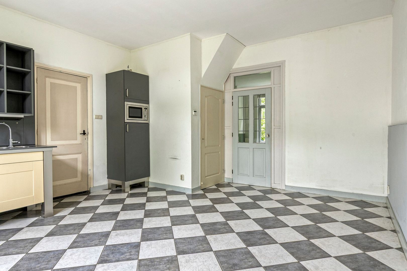 Tussenwoning te koop: Oostsingel 144, Goes