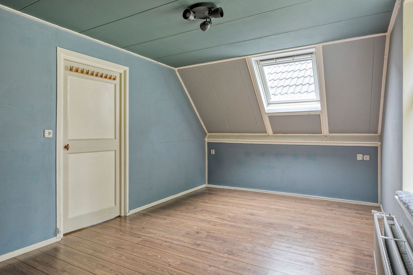 Tussenwoning te koop: Oostsingel 144, Goes