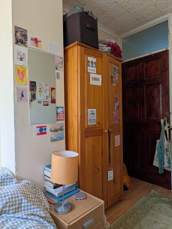 Room Stanway Street in Greater London