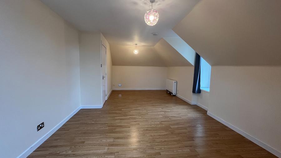 Flat Scott Skinner Square in Banchory