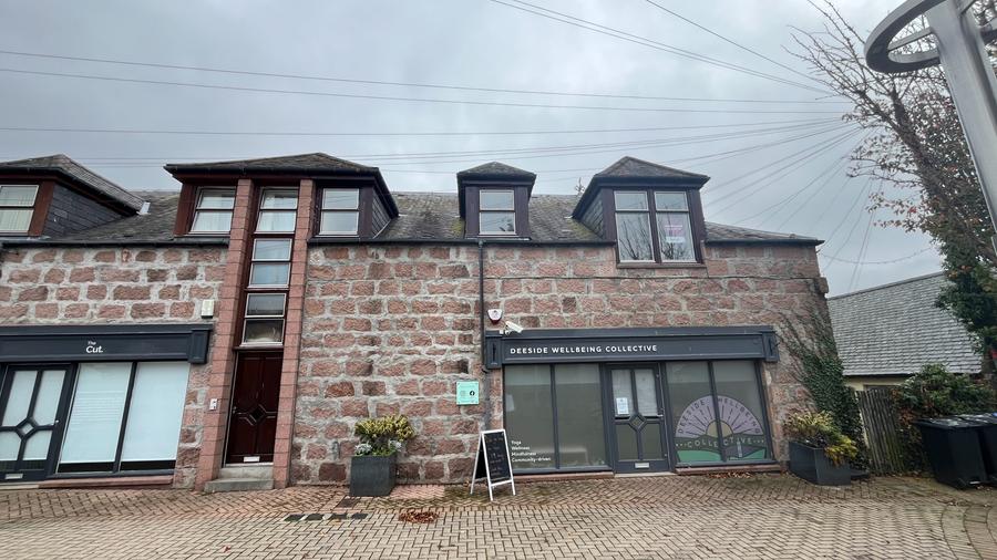 Flat Scott Skinner Square in Banchory