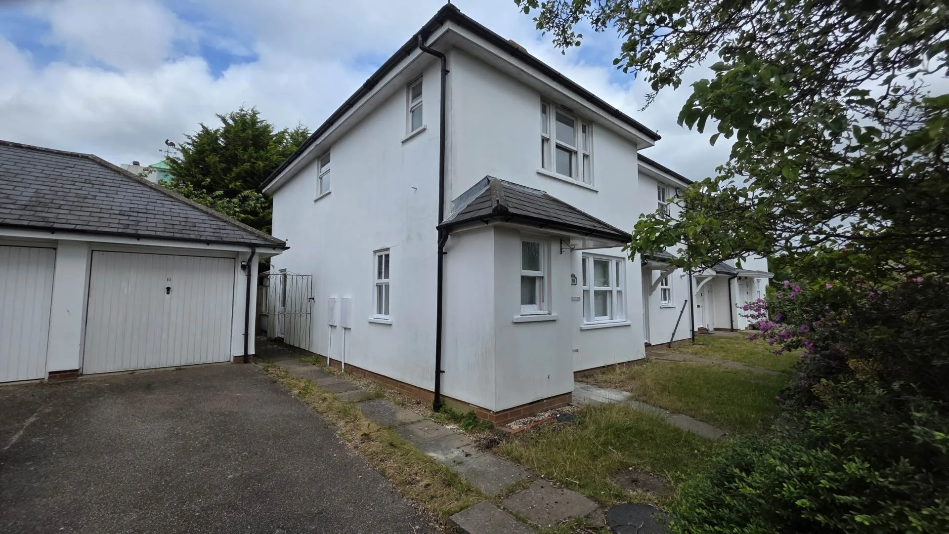 House Verwood Drive in Greater London