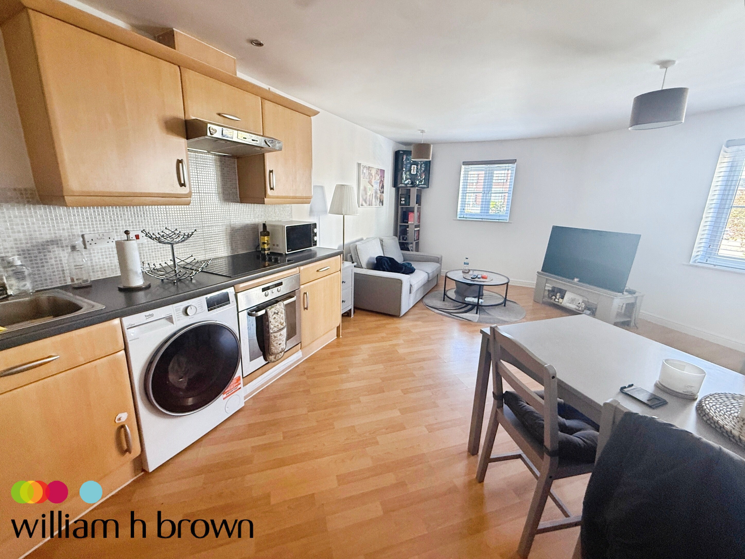 Flat Windermere Avenue in Purfleet-on-Thames
