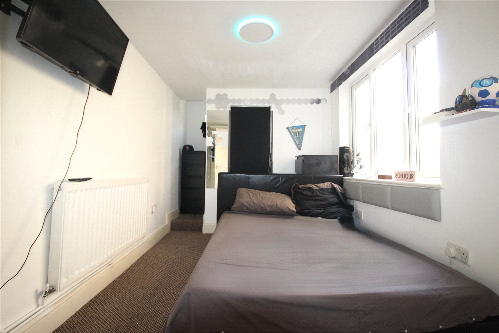Flat Wellington Street in Gravesham