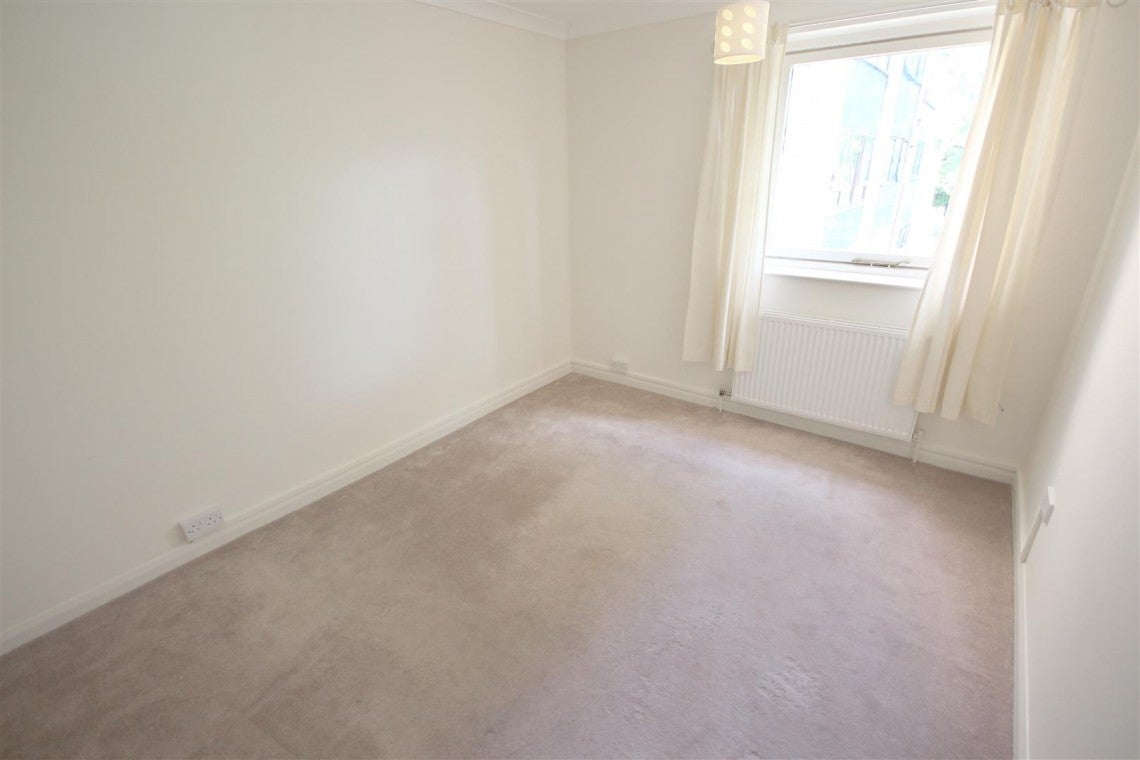 Flat Graham Road in Sheffield