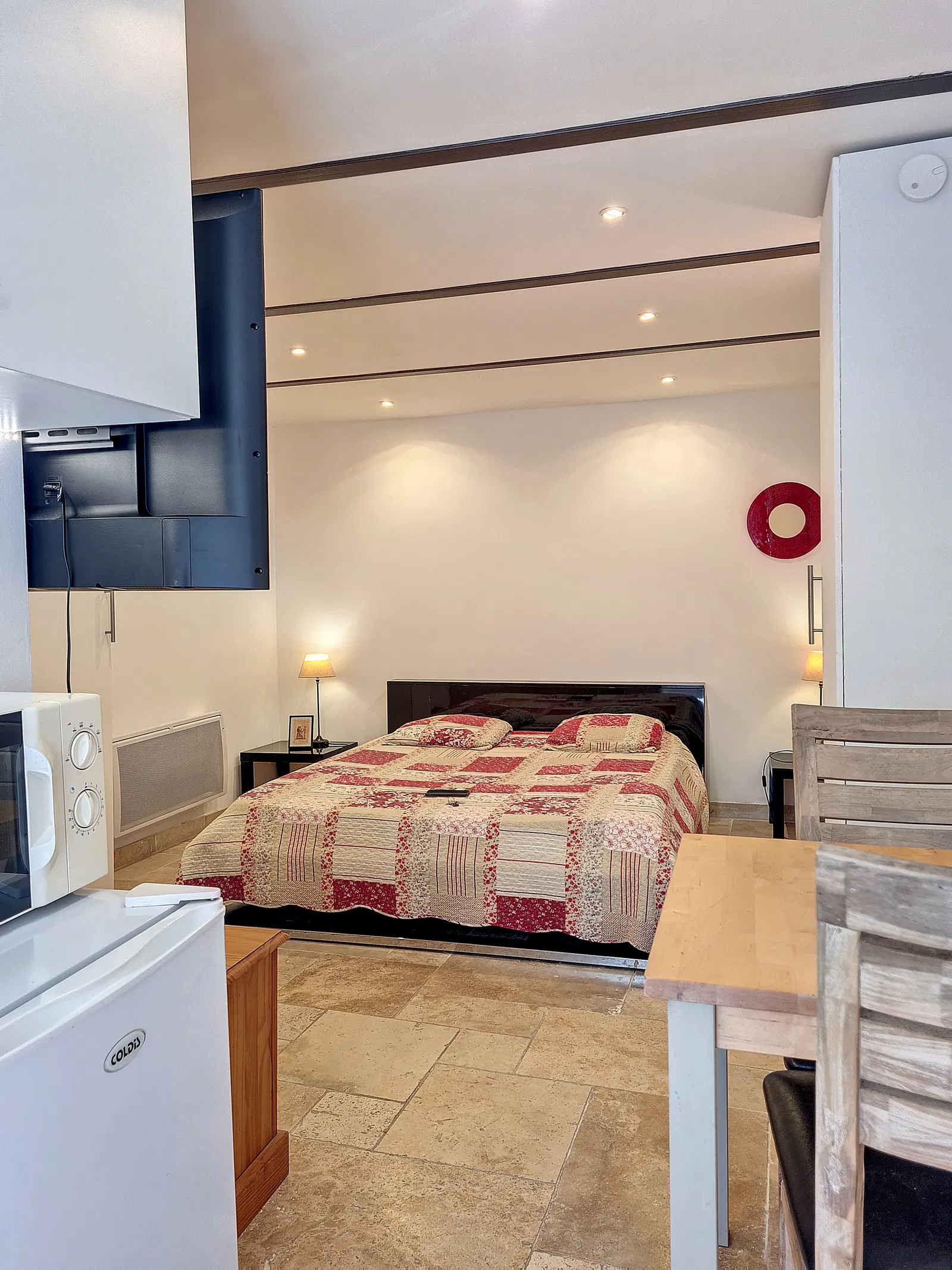 Room Avenue de la Libération in L'Isle-sur-la-Sorgue